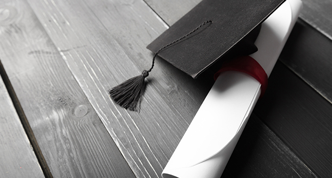 Illinois High School Postpones Graduation Ceremony Following Threats